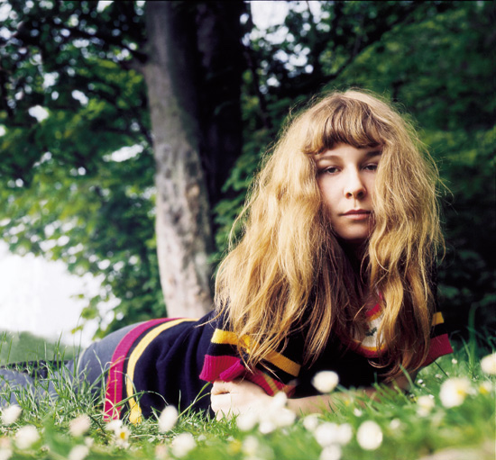 Sandy Denny DJing for Danish Radio, October 16, 1970